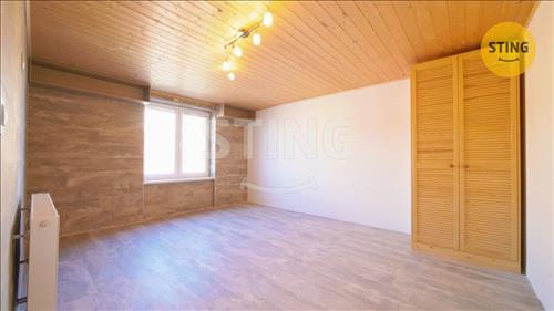 123342 - Prodej bytu 3+1 po rekonstrukci 90 m2 s garáží v Horním Benešově
